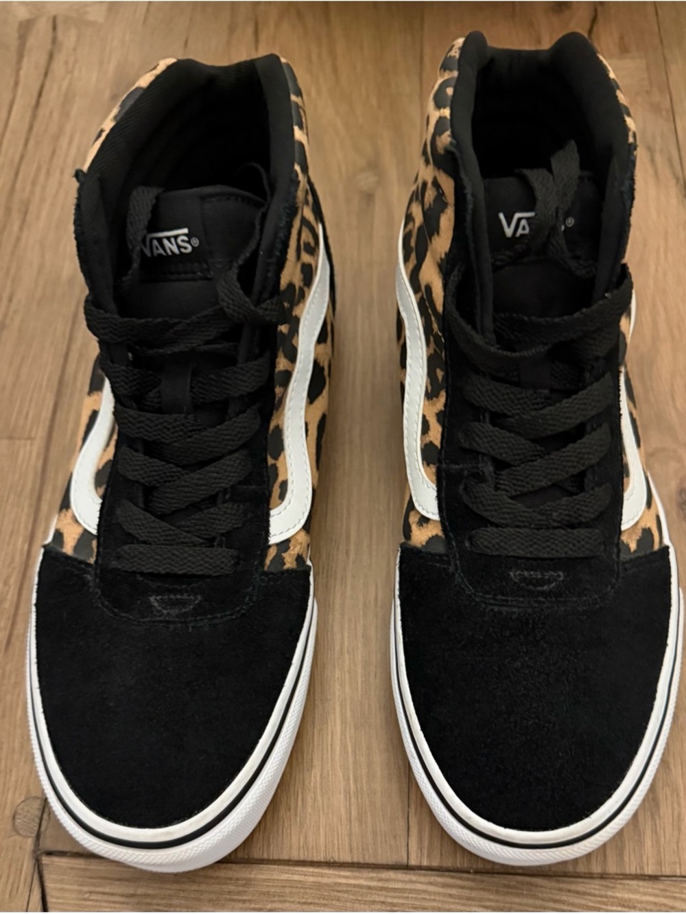 Vans Sk8-Hi Leopard Print Black White Women’s Size 9 High Top Sneakers - Picture 2 of 9